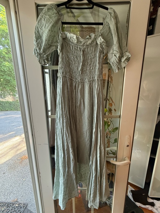 Yiposha Dresses & Skirts - Smocked Midi Dress with Puff Sleeves in Sage Green
